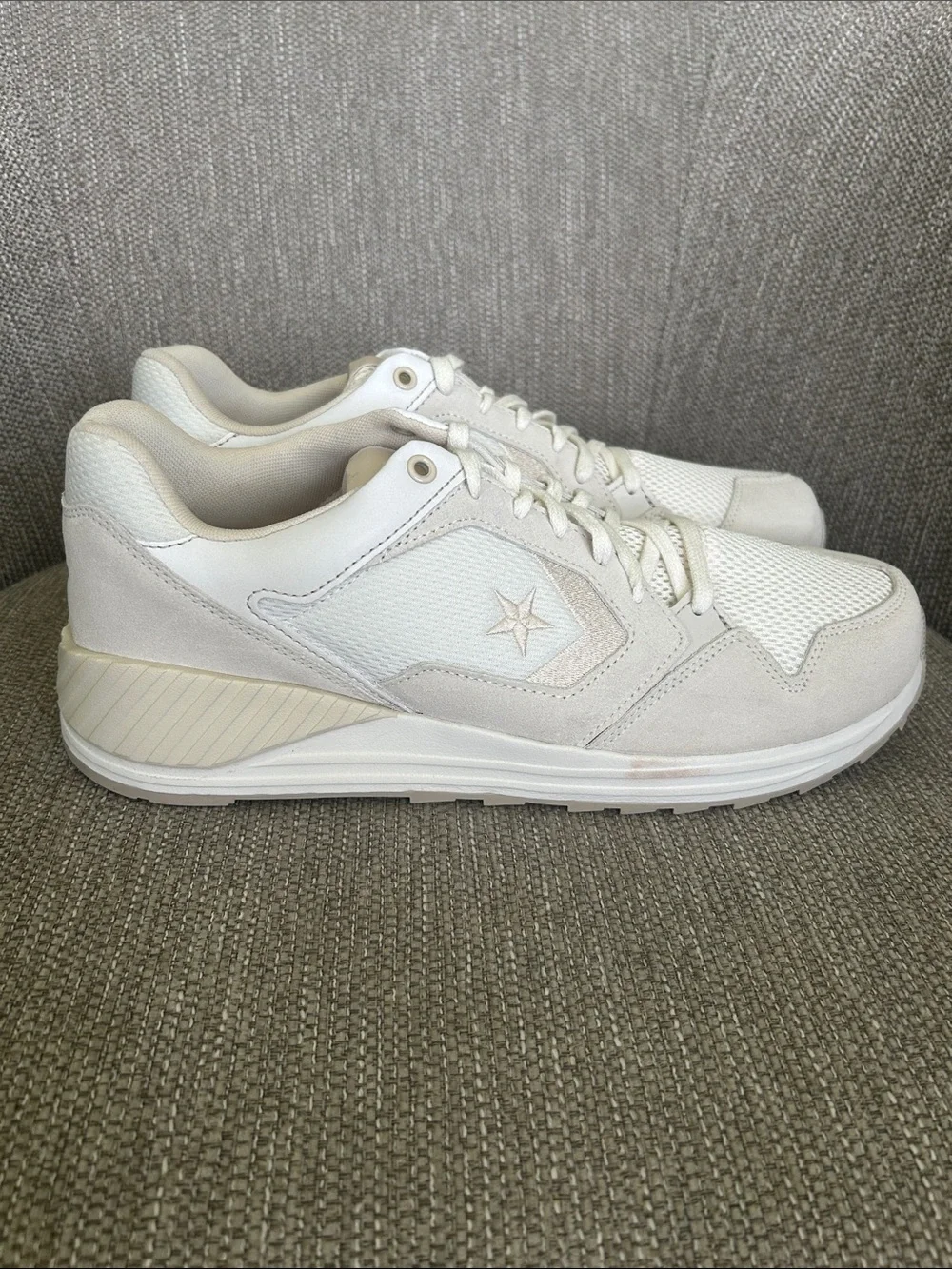 Converse wave trainer